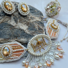 TAJ MAHAL CHOKER