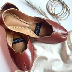 PLAIN LEATHER KHUSSA