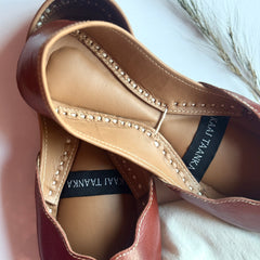 PLAIN LEATHER KHUSSA