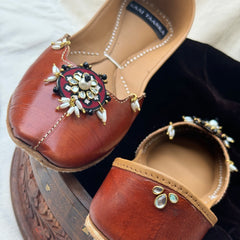 HANDMADE FABRIC BROOCH KHUSSA