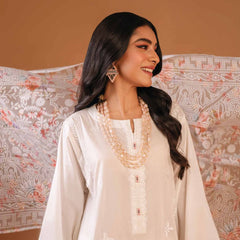 KAAJTAANKA COLLABORATES NISHAT LINEN