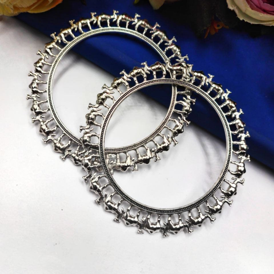 CAMEL BANGLES
