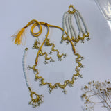 Chaand Gold-pleated Set