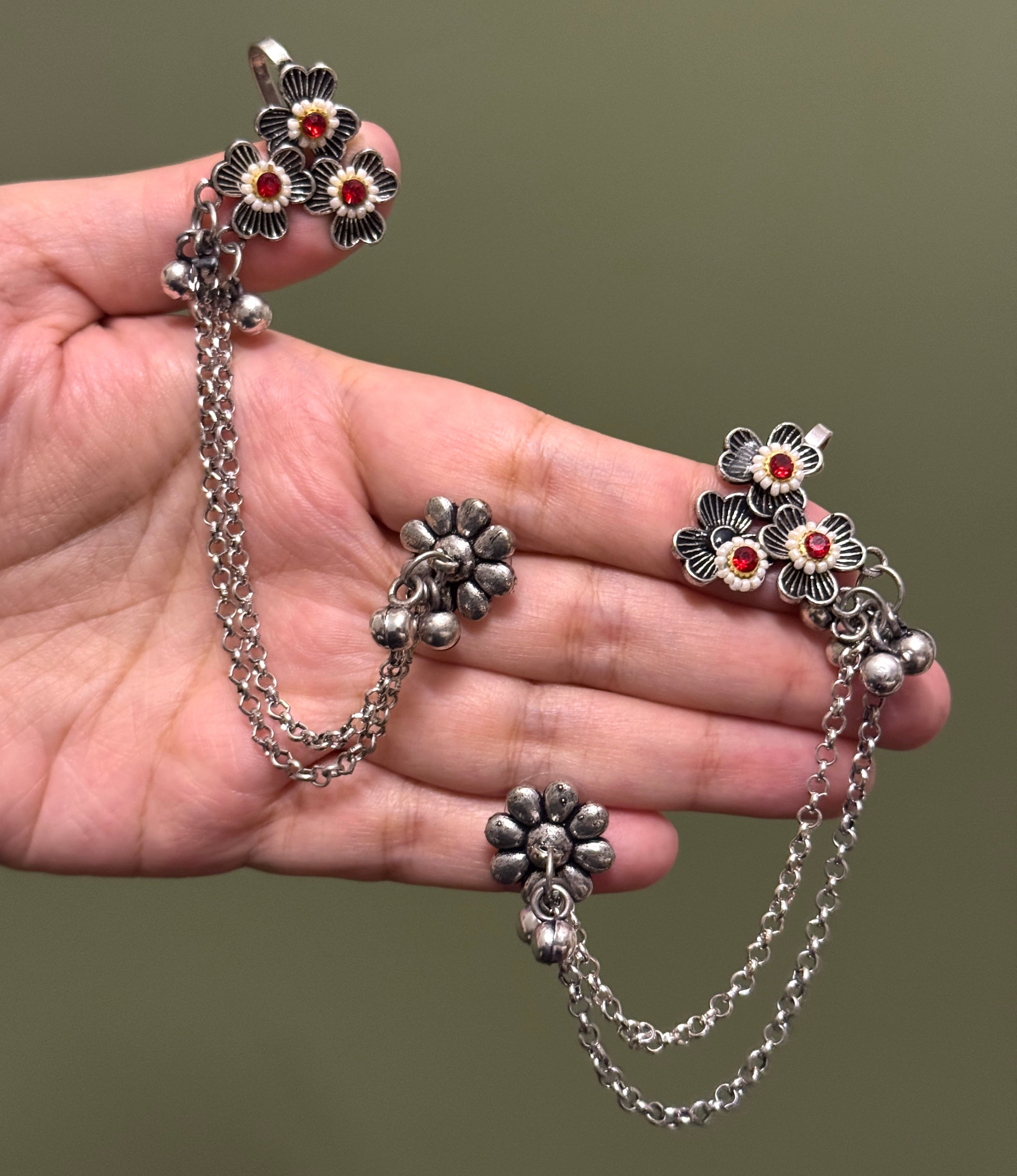 FLORAL EARCUFF
