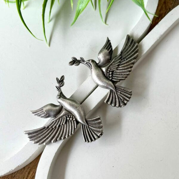 BIRD WITH LEAFY EARRINGS