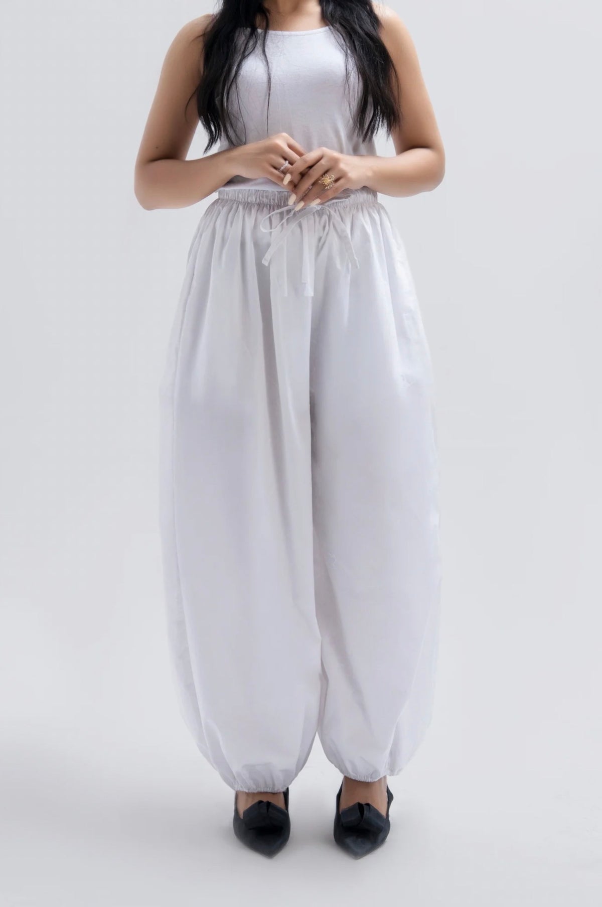 WHITE BOLLONS TROUSERS