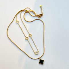 DOUBLE LAYERED CLOVER PENDANT