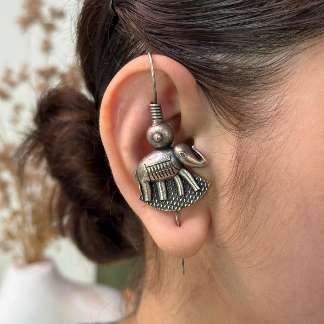 ELEPHANT EARNEEDLE