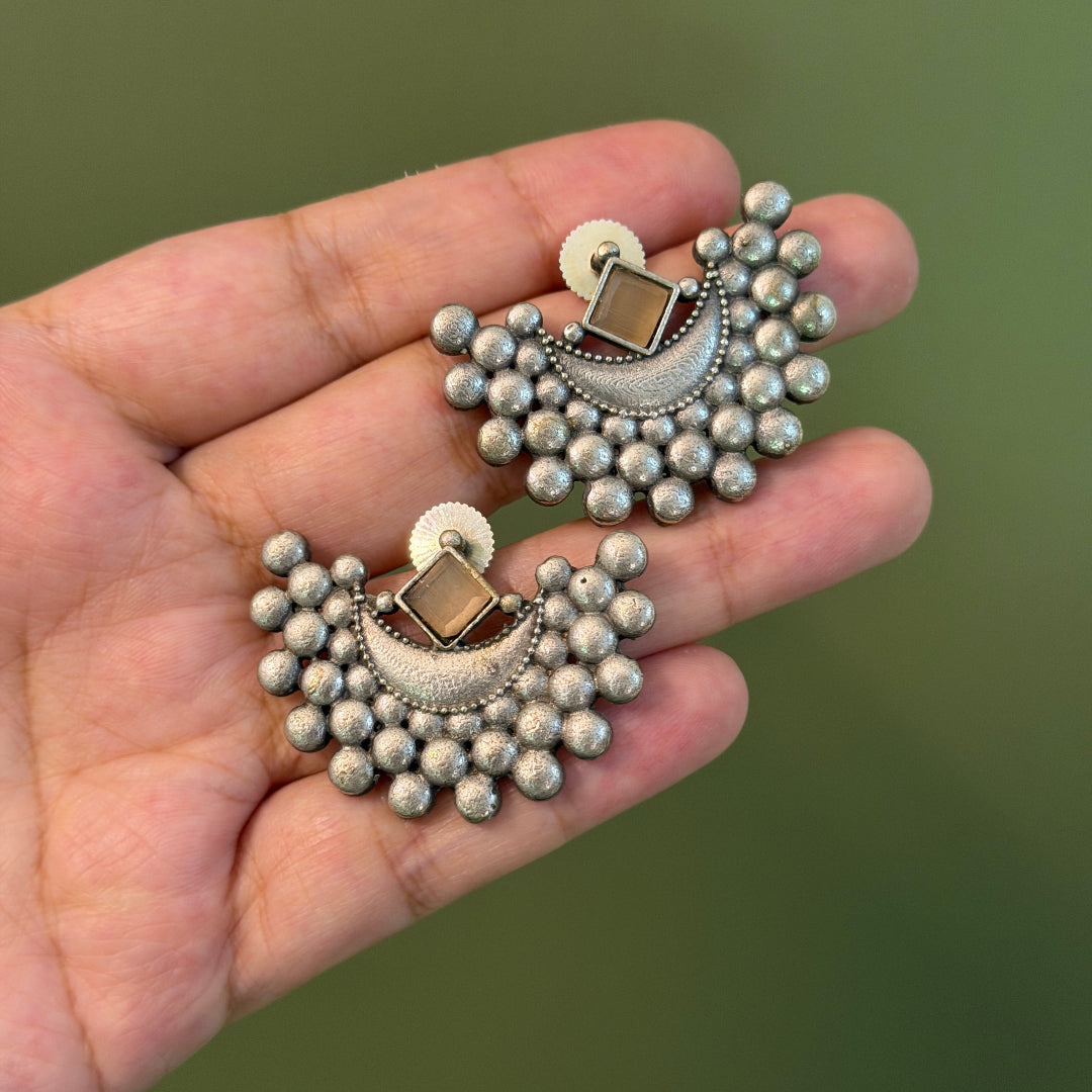 MOON STARS EARRING
