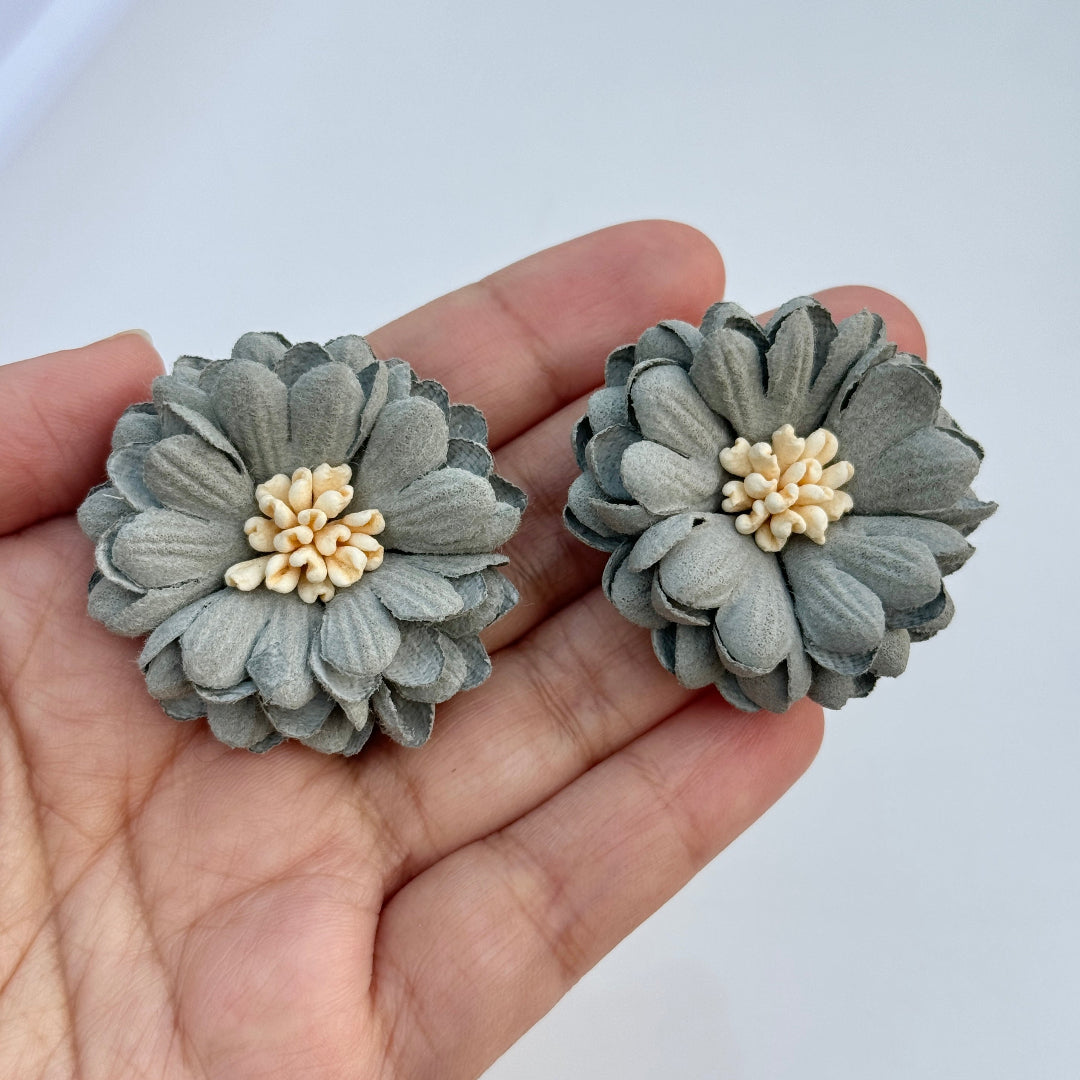 FABRIC FLOWER
