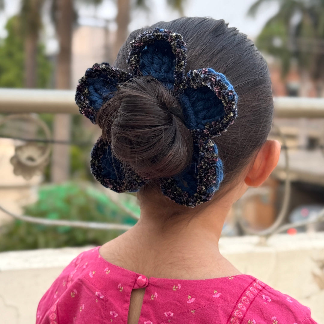 CROCHET BUN FLOWER