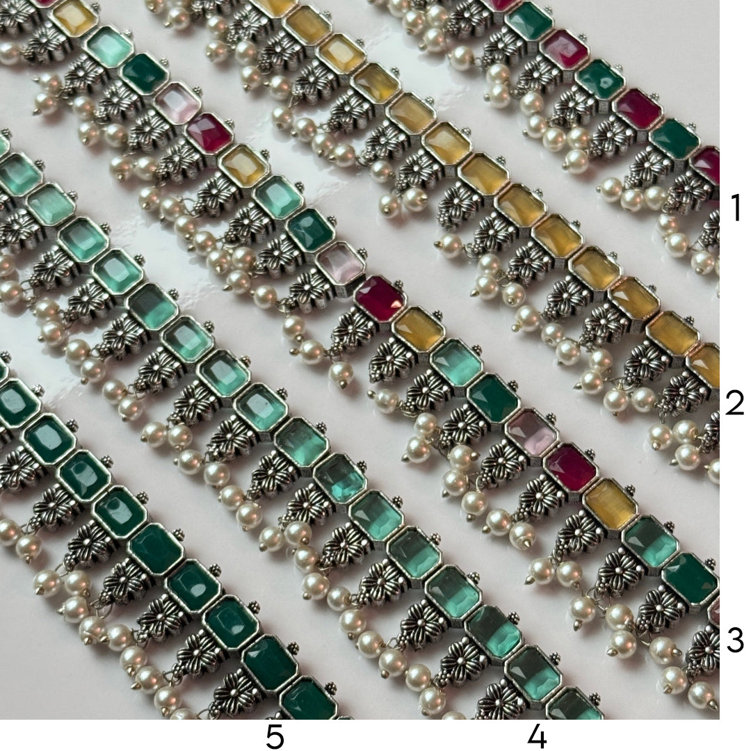 INDIAN BRASS STONE SET