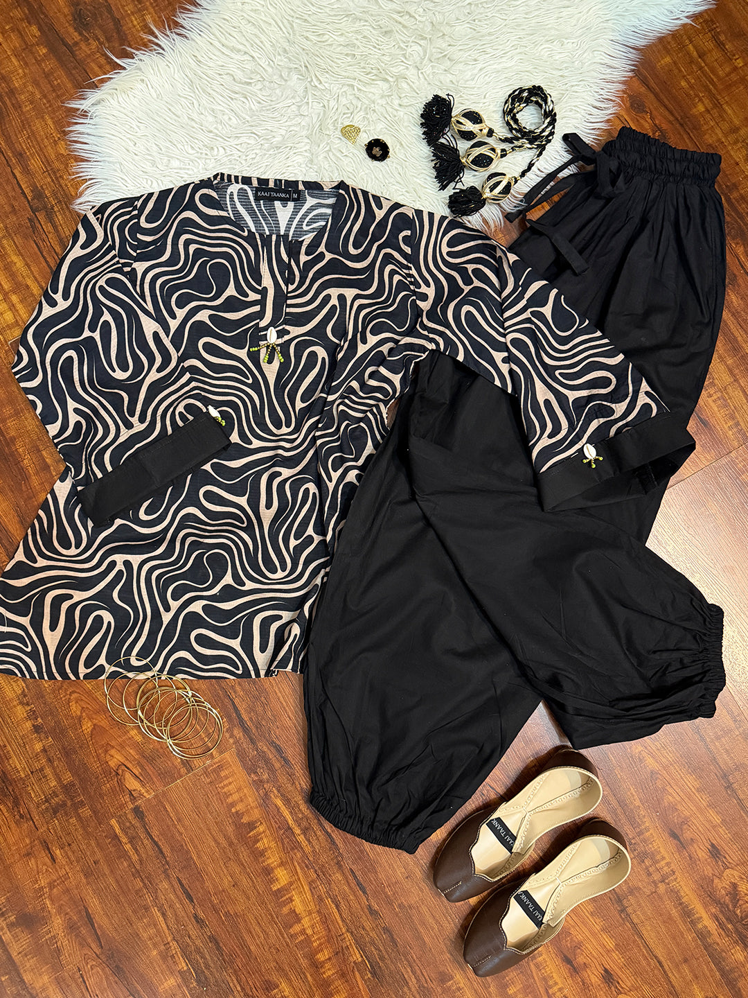 ABSTRACT BLACK (2-PIECE)